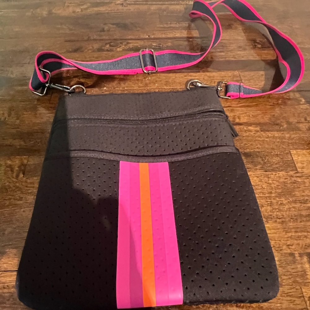 Neoprene crossbody purse
